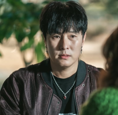 김동완, '건물주' 유인영과 ♥핑크빛 불거졌다…짝사랑 결실 맺나 ('독수리 오형제')