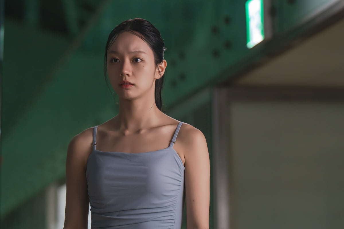 '금수저' 이혜리, 1등 놓쳤지만…74만원짜리 명품 머리띠만으로 눈에 띄네('선의의 경쟁')