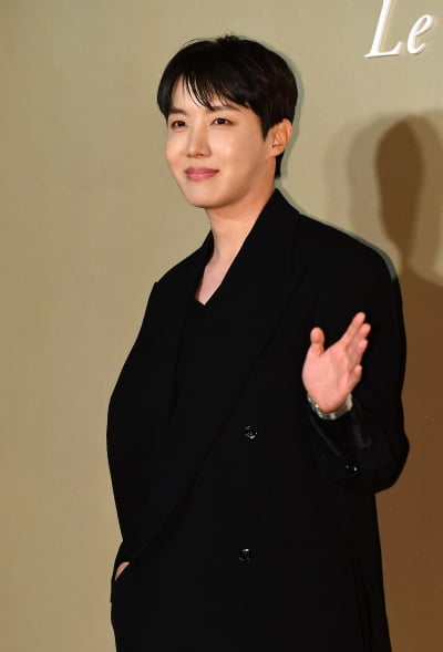 270억 부동산 부자라더니…제이홉, 돈 얼마나 많길래 LA서 친누나 만나 '플렉스' ('나혼산')