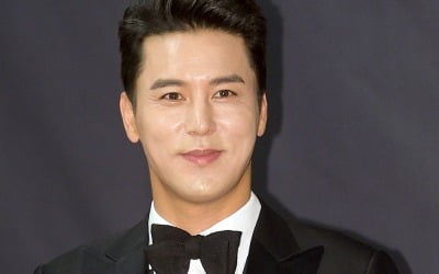 47세 장민호, 2세 연하 여가수에 흑역사 폭로 당했다…"잘생긴 사람이 도끼빗" ('편스토랑')