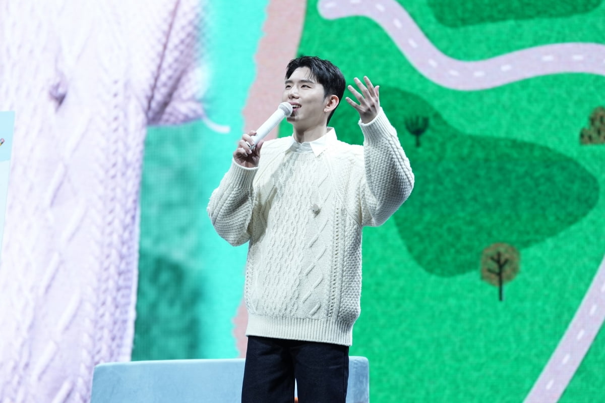 [사진 = 스타쉽엔터테인먼트]