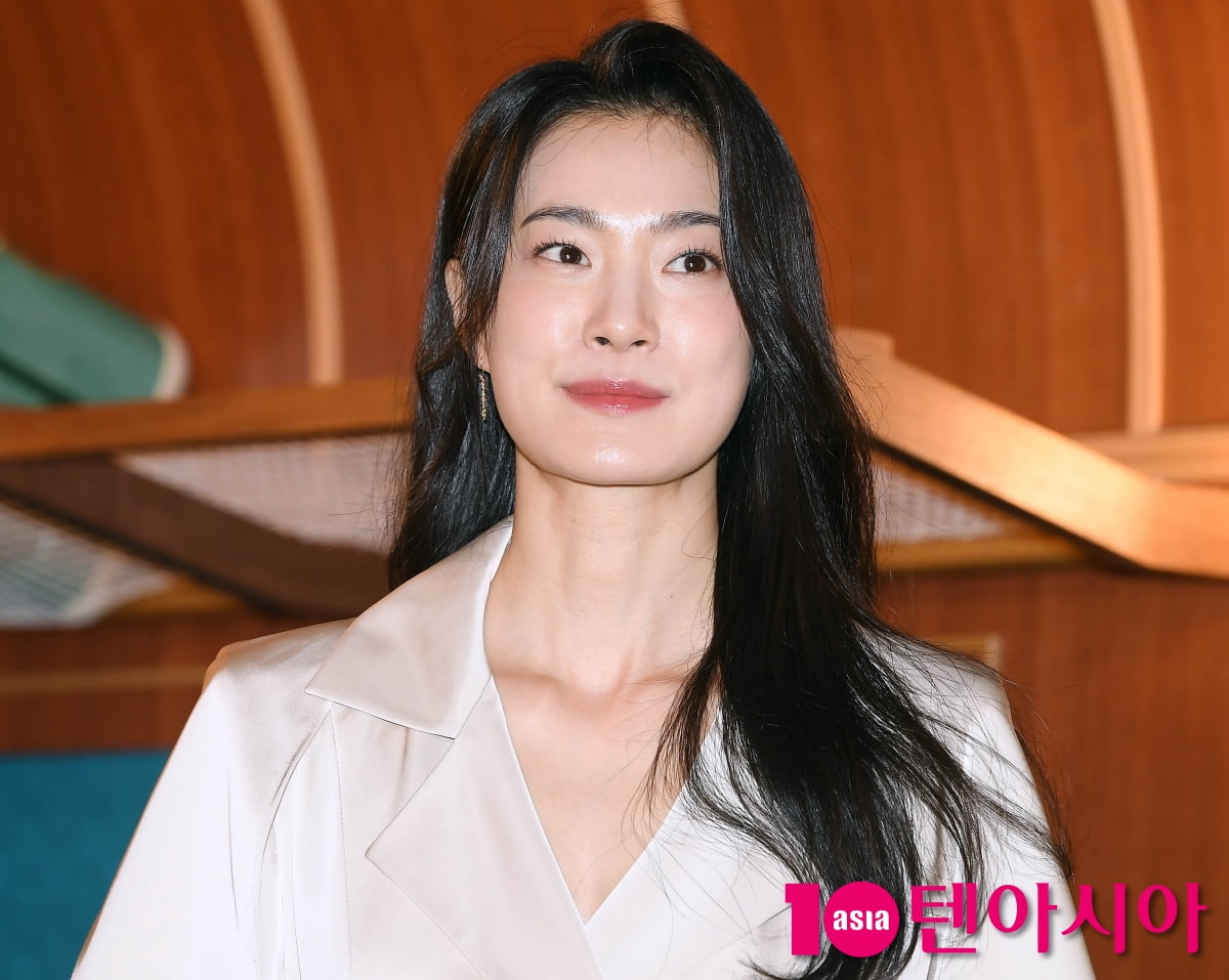 옥자연, 반전매력의 우아美...싱그러운 미소[TEN포토+]