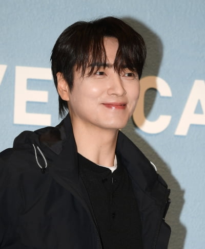 이준혁, 찬란한 비주얼...그림자 마저 멋지네[TEN포토+]