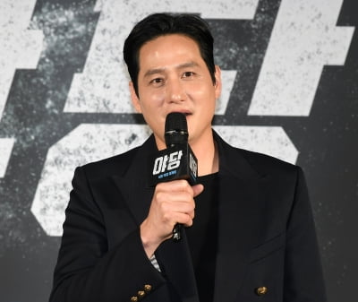 박해준, 황병국 감독과 '서울의 봄'에서 '야당' 애기 많이 했다[TEN포토]