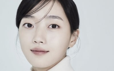 오우리, '163cm 37kg' 강혜원과 절친이라더니…"머리채 잡고 싸워, 긴장 多" ('선의의경쟁')[인터뷰①]