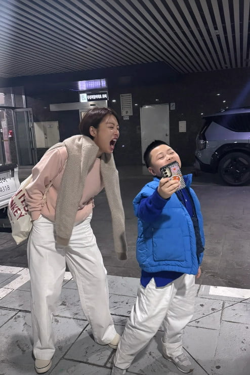 사진=황정음 SNS