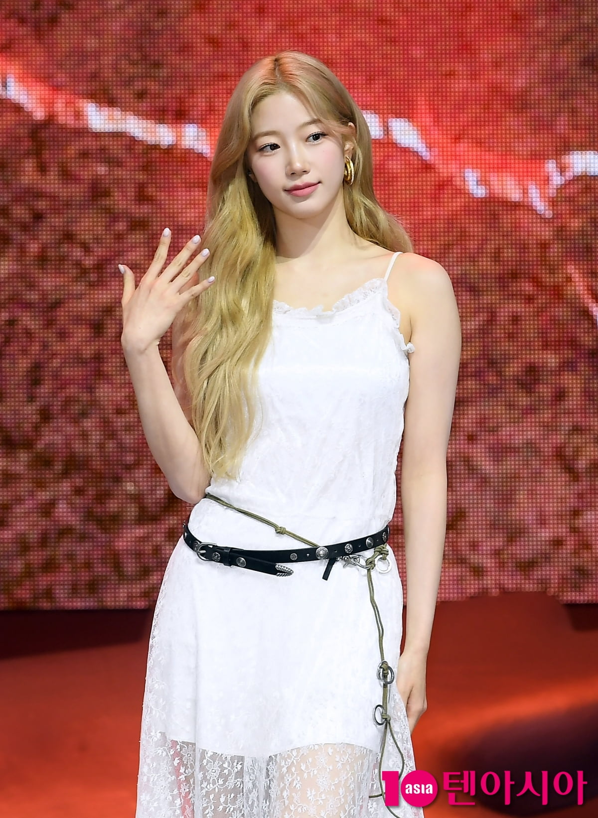 르세라핌 카즈하, 머리부터 발끝까지 이쁨[TEN포토+]