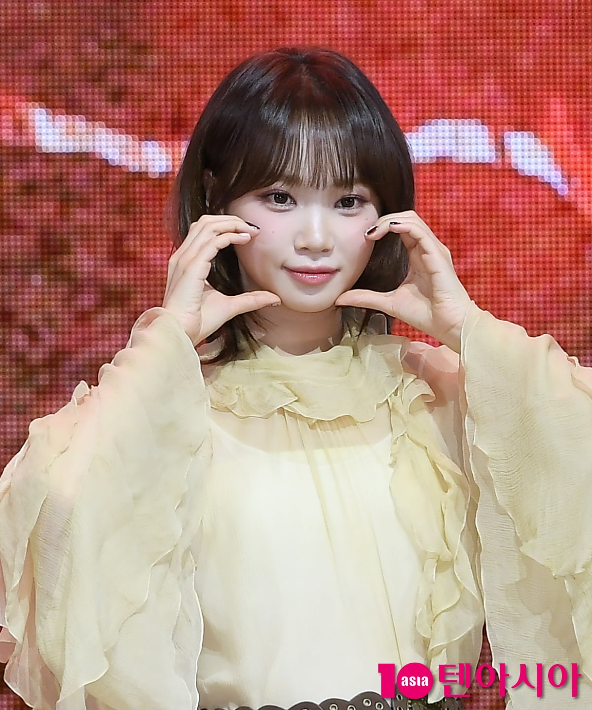 르세라핌 김채원, 심쿵 눈맞춤[TEN포토+]