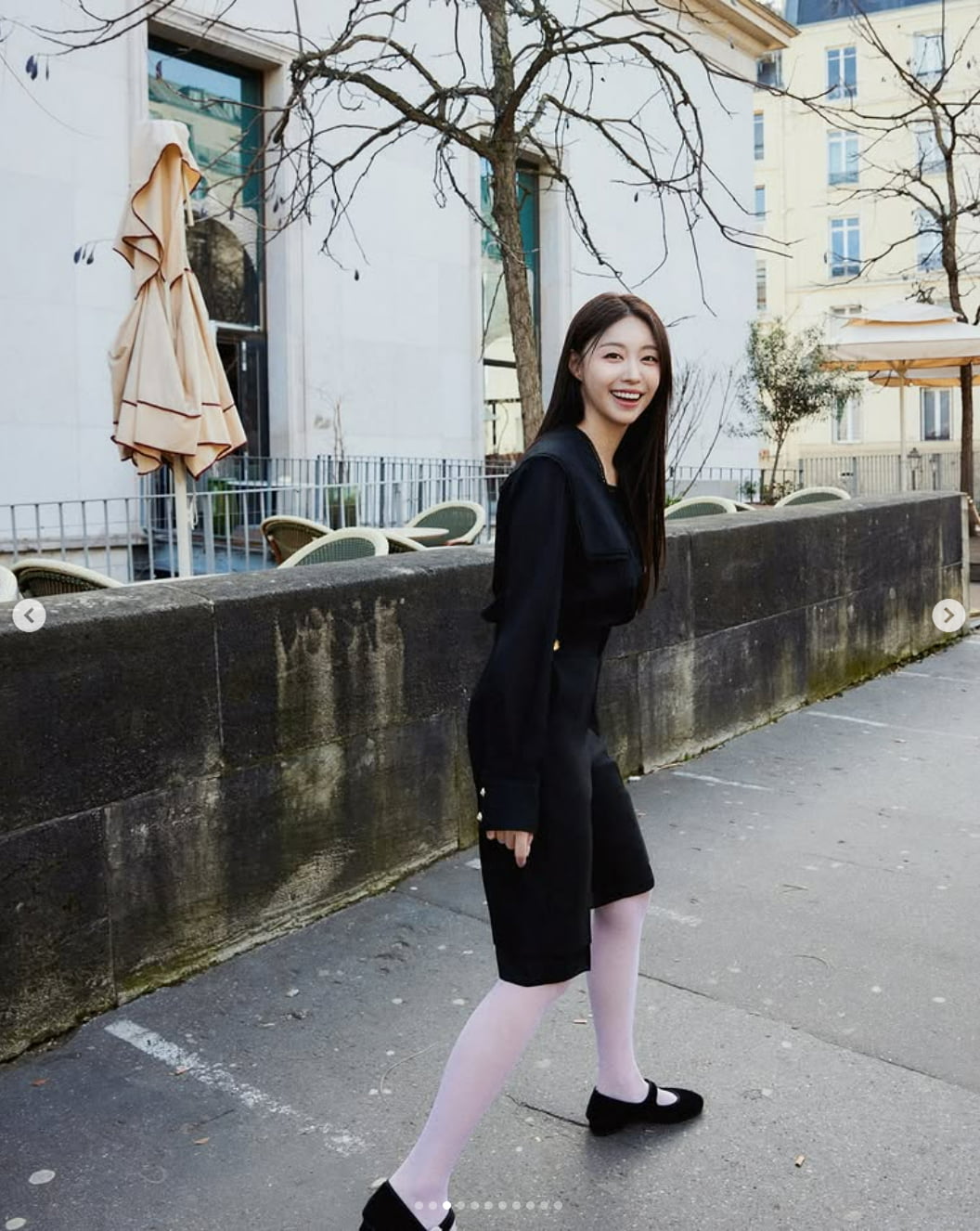 패션위크 가볼까…'솔지4' 정유진, 프랑스 파리서도 러블리 매력