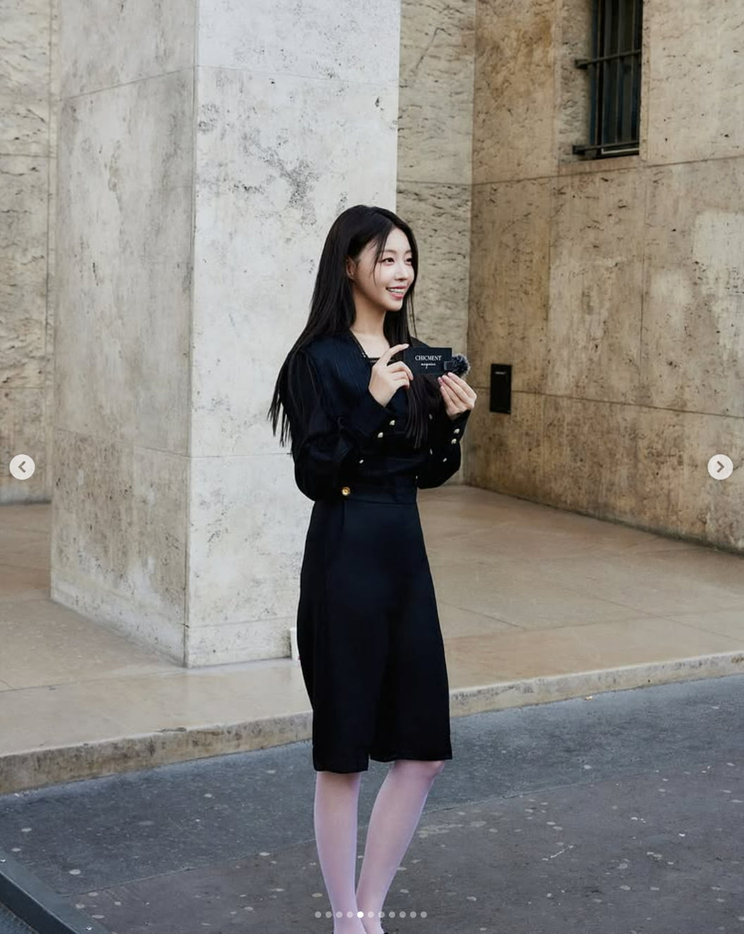 패션위크 가볼까…'솔지4' 정유진, 프랑스 파리서도 러블리 매력
