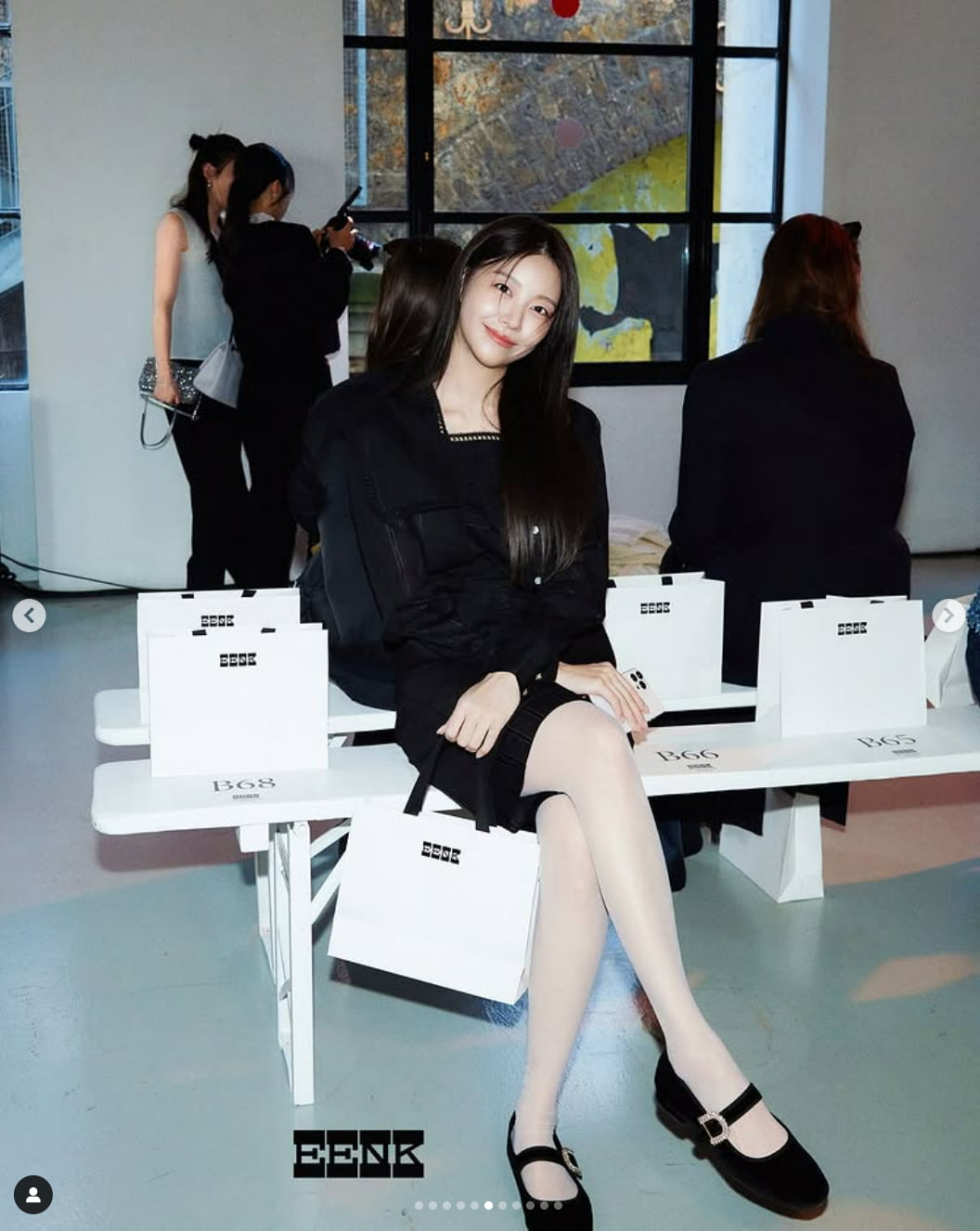 패션위크 가볼까…'솔지4' 정유진, 프랑스 파리서도 러블리 매력