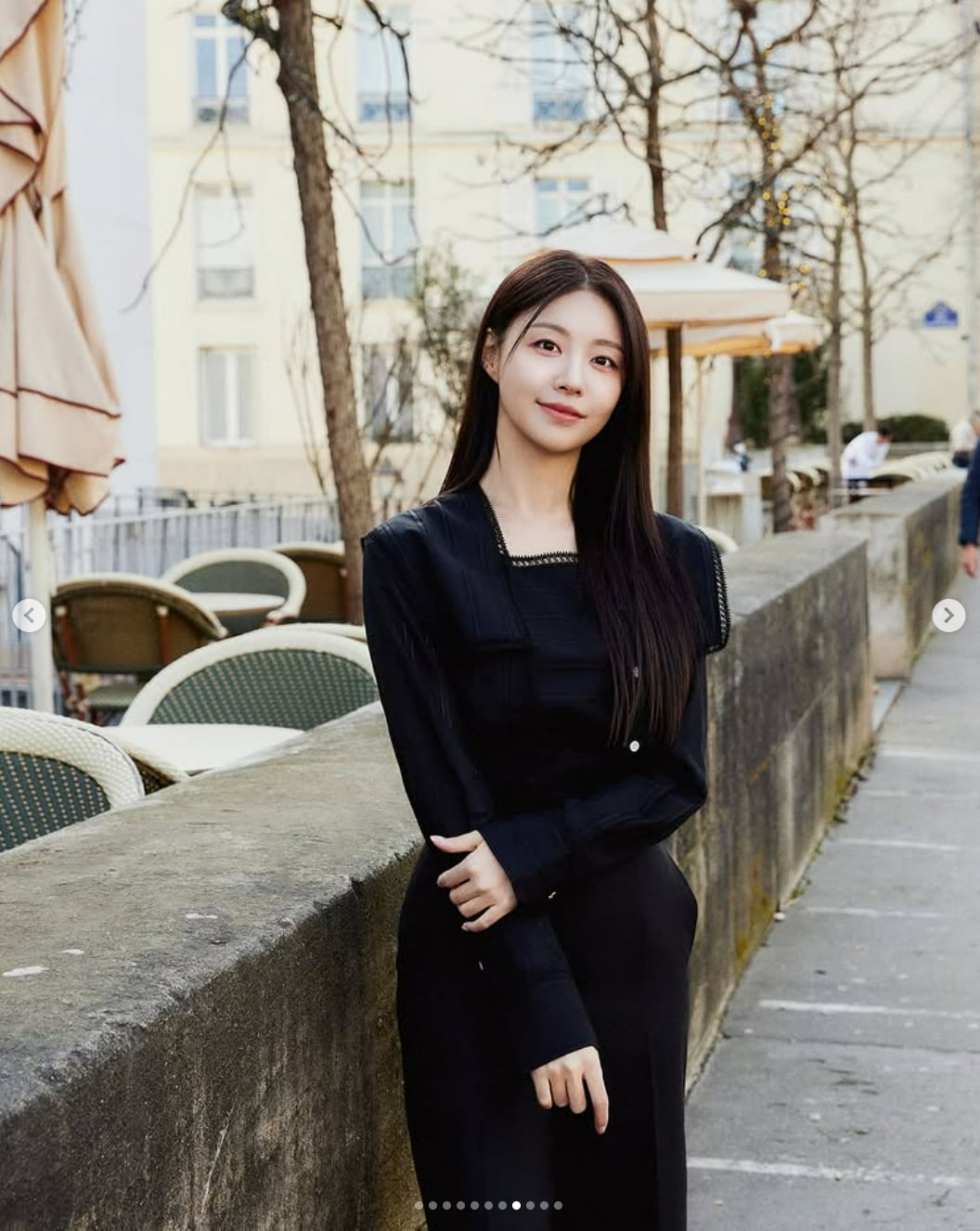 패션위크 가볼까…'솔지4' 정유진, 프랑스 파리서도 러블리 매력