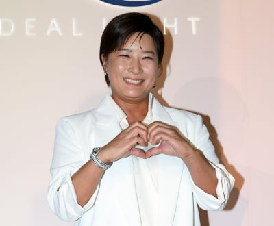 [종합] 박세리, 외제차 모는 '썸남' 정체 밝혀졌다…"사람 잘 챙겨" 수줍은 표정('보고싶었어')