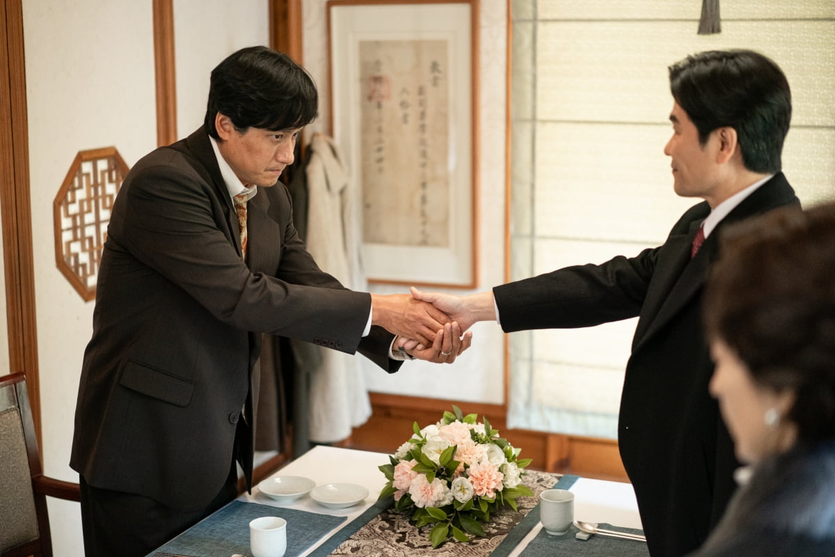 애순이 빼다박은 아이유…"외박 안 돼" 母 단속에도 ♥열애 중('폭싹 속았수다')