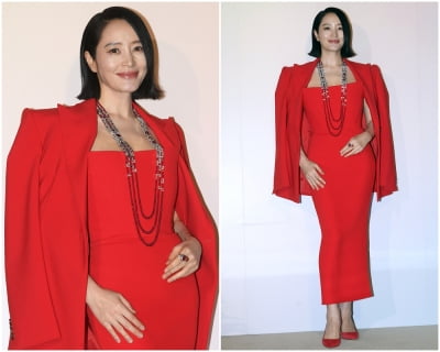 신이 내린 S라인 몸매…김혜수, 빠빠빨간맛 '1류 패션' [류예지의 OOTD]
