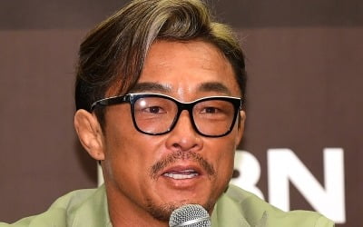 '야노시호♥' 추성훈, 결국 무릎 꿇었다…녹화 중 태세전환에 일동 '경악' ('푹다행')