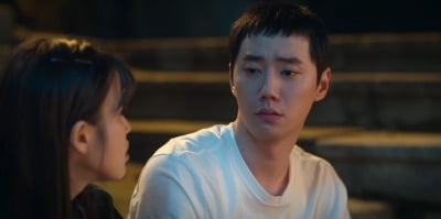 이준영, 아이유에게 8번 차인 흑역사 간직하고 있었다…포기 없는 해바라기 ♥순정남 ('폭싹')