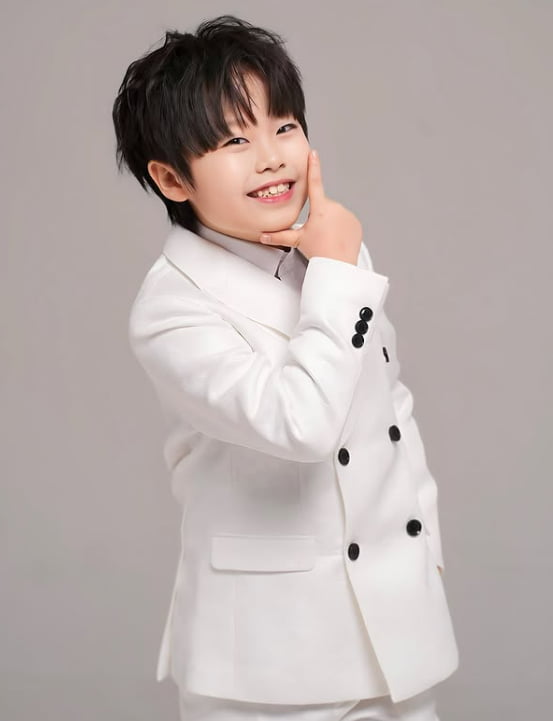 사진=황민호 SNS
