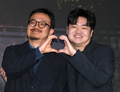 신민재, '닮은꼴' 연상호 감독 캐스팅 의혹에 선 그었다…"닮아서 아냐"('계시록')