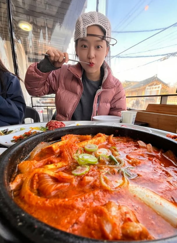 사진=설현 SNS
