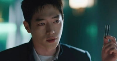 서강준, 김신록 저격했다…USB 꺼내 들고 '폭탄 선언' ('언더스쿨')