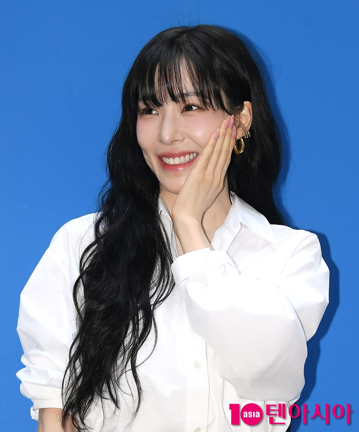 티파니 영, 클로즈업을 부르는 세젤예 미모...꽃 한송이[TEN포토+]