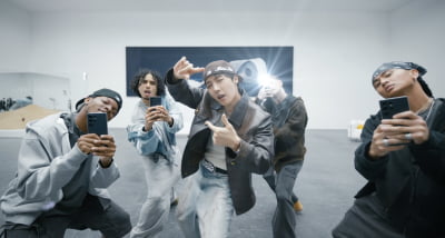 BTSのジェイホープ、新曲『MONA LISA』で圧倒的なパフォーマンスを披露
