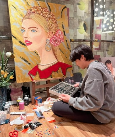 '반려동물 파양 논란' 박은석, 뭐하고 지내나 봤더니…그림 실력에 '화들짝'
