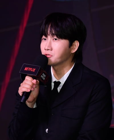 "출산율 낮아 X발 X나 짜증나" 이용진, '조카뻘' 김채원 앞 급발진하더니…결국 삭제 [TEN이슈]