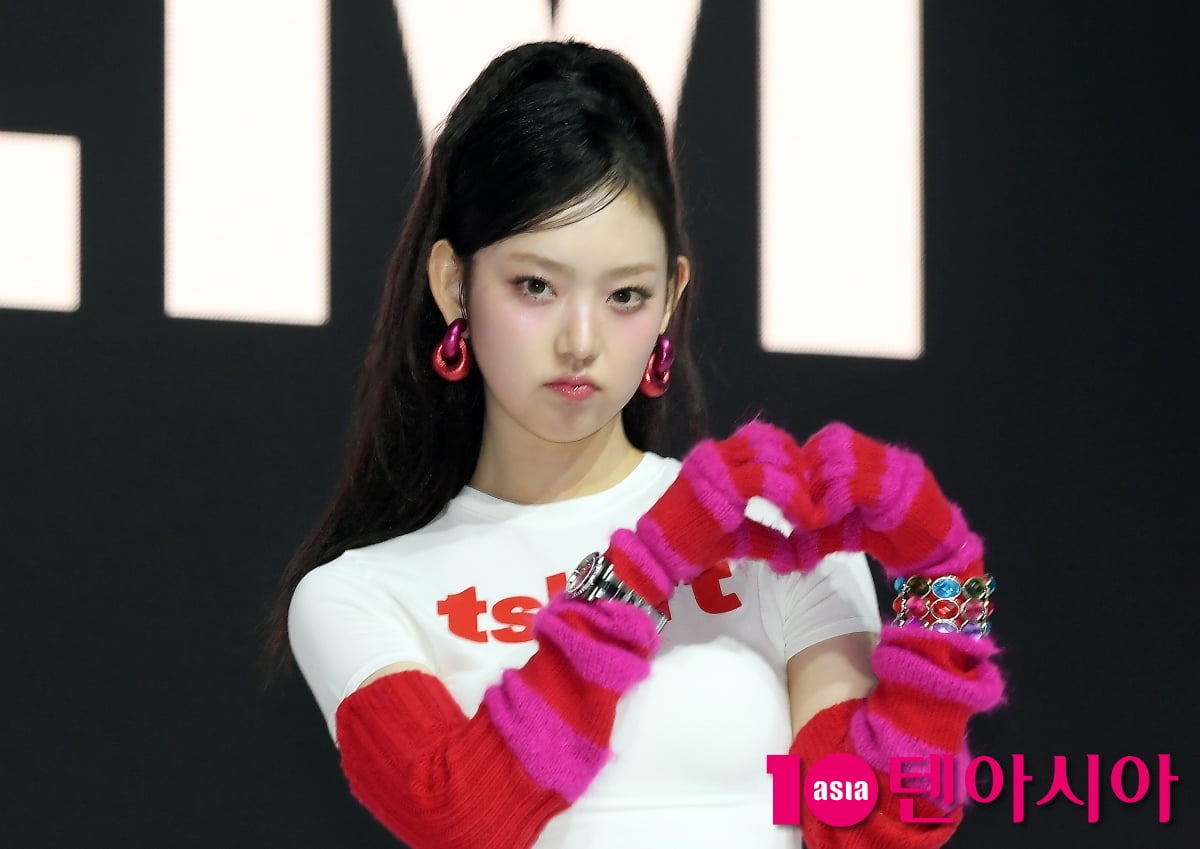 키키(KiiiKiii) 이솔, 핑크 무당벌레TEN포토+]