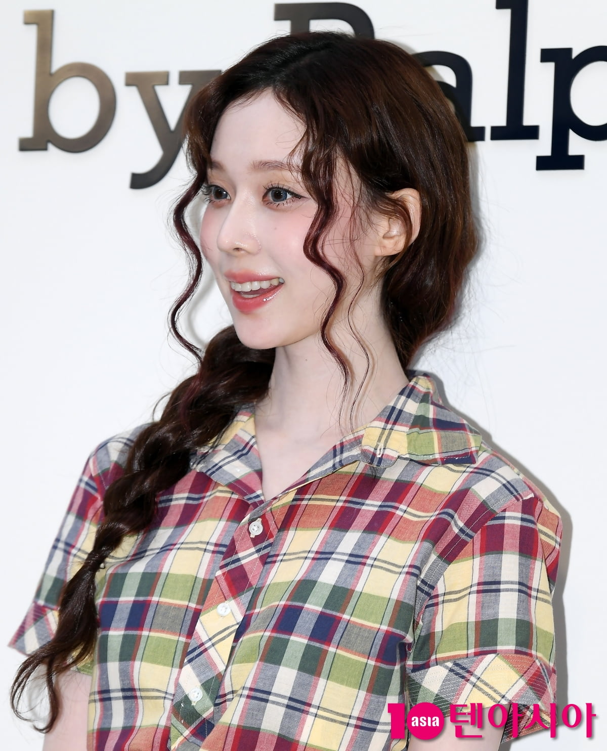 에스파 윈터, 걸어다니는 인형...이 미소에 빠져든다[TEN포토+]