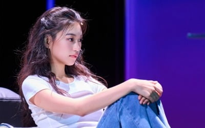 "연예인이라 SNS 하는 중"…'걸그룹 출신' 김도연, 보여지는 삶에 의미 둔 이유 ('애나엑스')[인터뷰②]