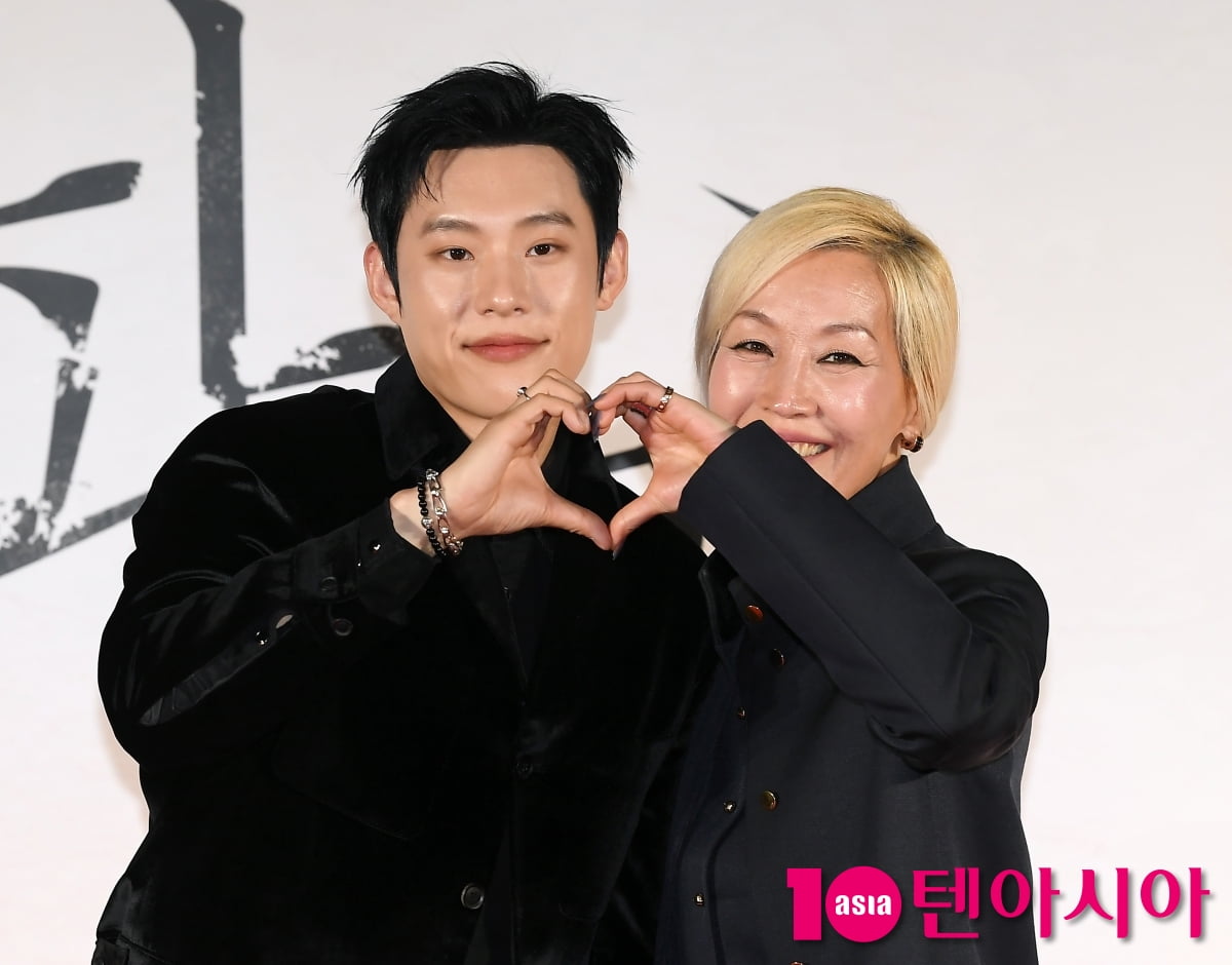 텐아시아 DB