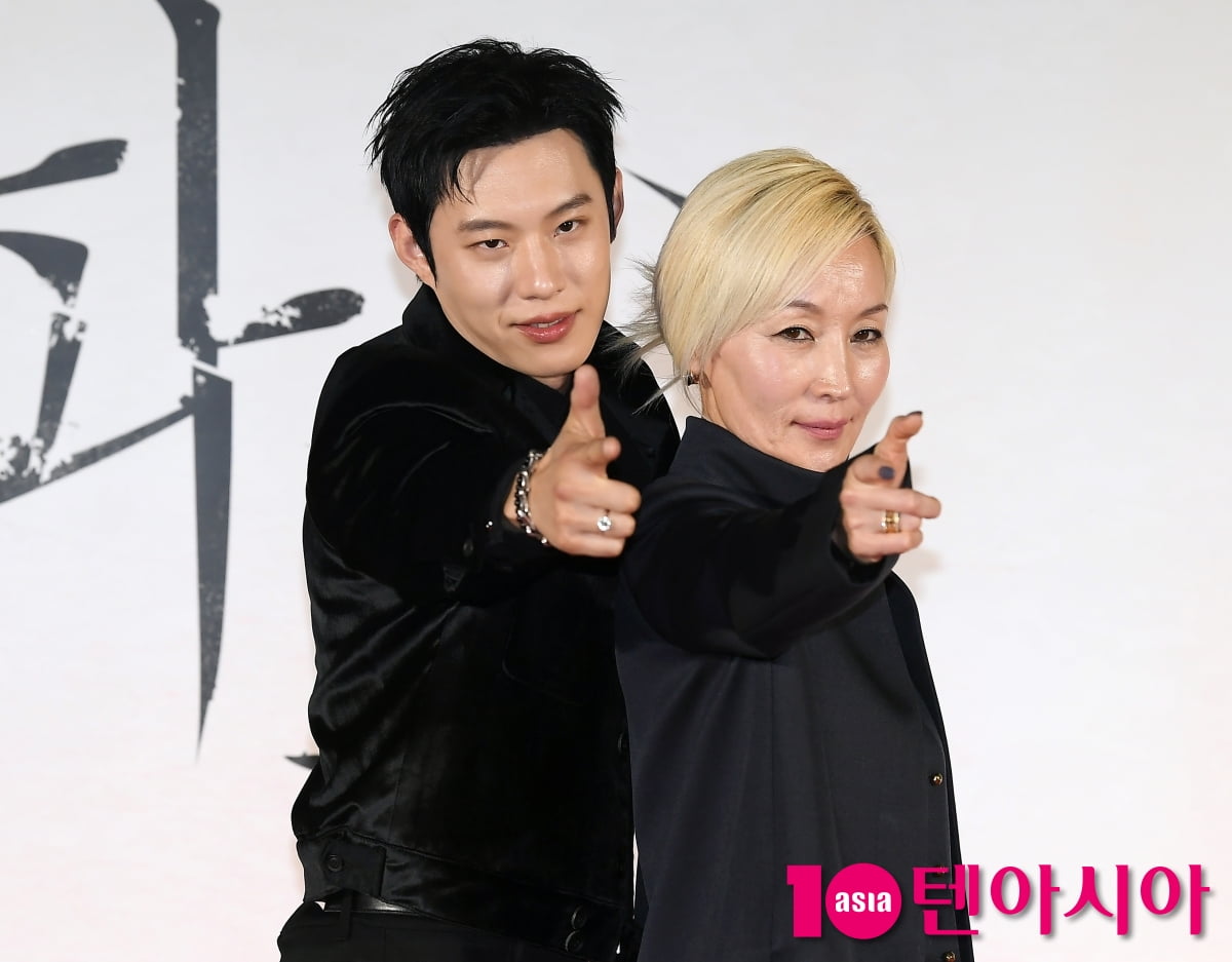 텐아시아 DB