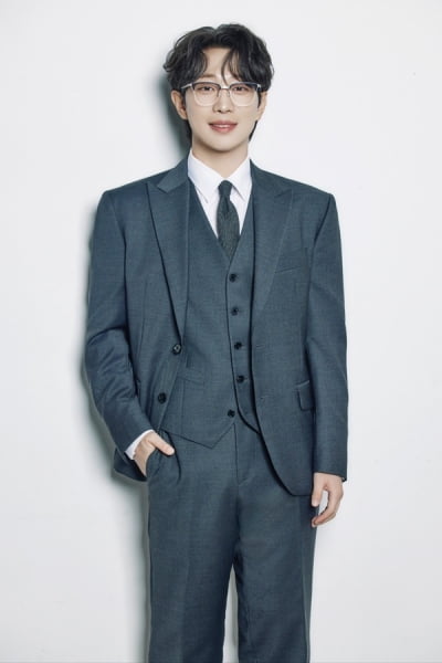 안성훈, 팬클럽 손 잡고 산불 피해 기부…알고보니 꾸준히 기부+봉사