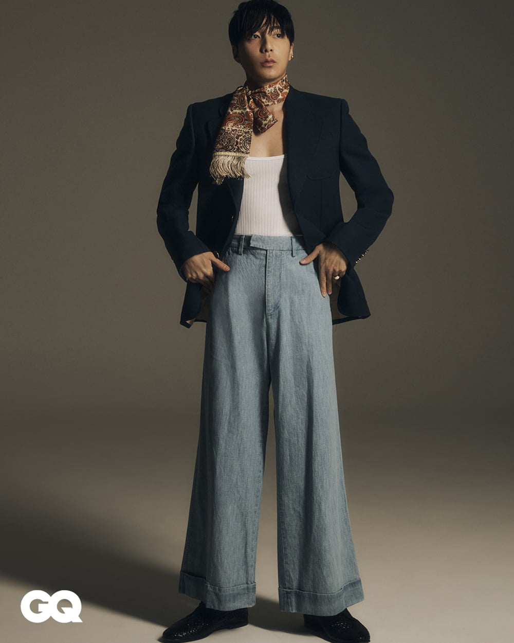 [사진 = GQ 코리아 제공]