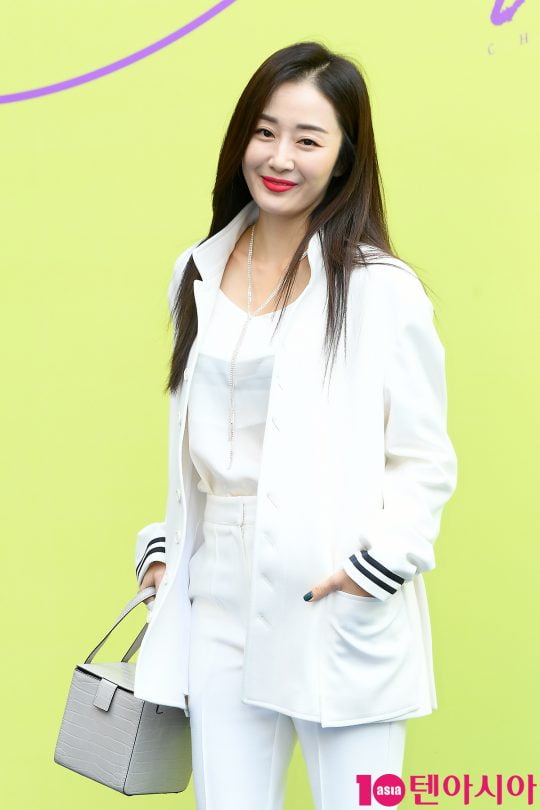 텐아시아 DB