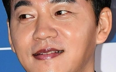 '53세 미혼' 김승수, 여친 소개했다…알고보니 AI, 母 "안되겠다" 탄식 ('미우새')