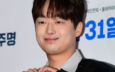 이찬원, 하극상 논란 터질라…40대 대선배에 "안일해졌다" 일침 ('뽈룬티어')