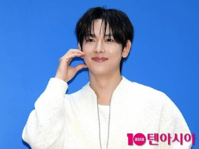 임시완, 동갑내기 김수현 '손절 요청' 의식했나…'1명 제외' 인맥 싹 정리 [TEN이슈]