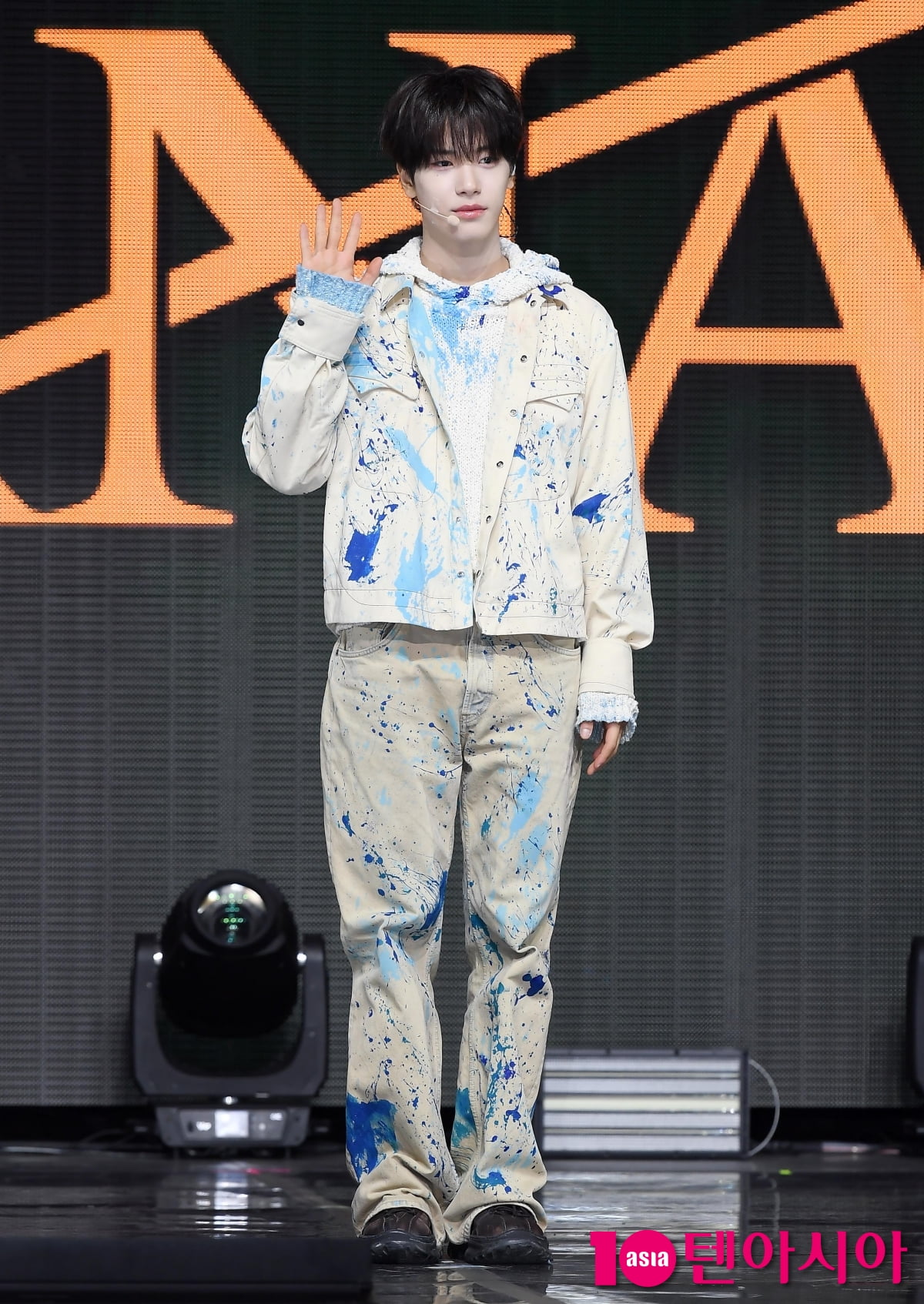 클로즈 유어 아이즈 송승호, 러블리한 하트[TEN포토+]