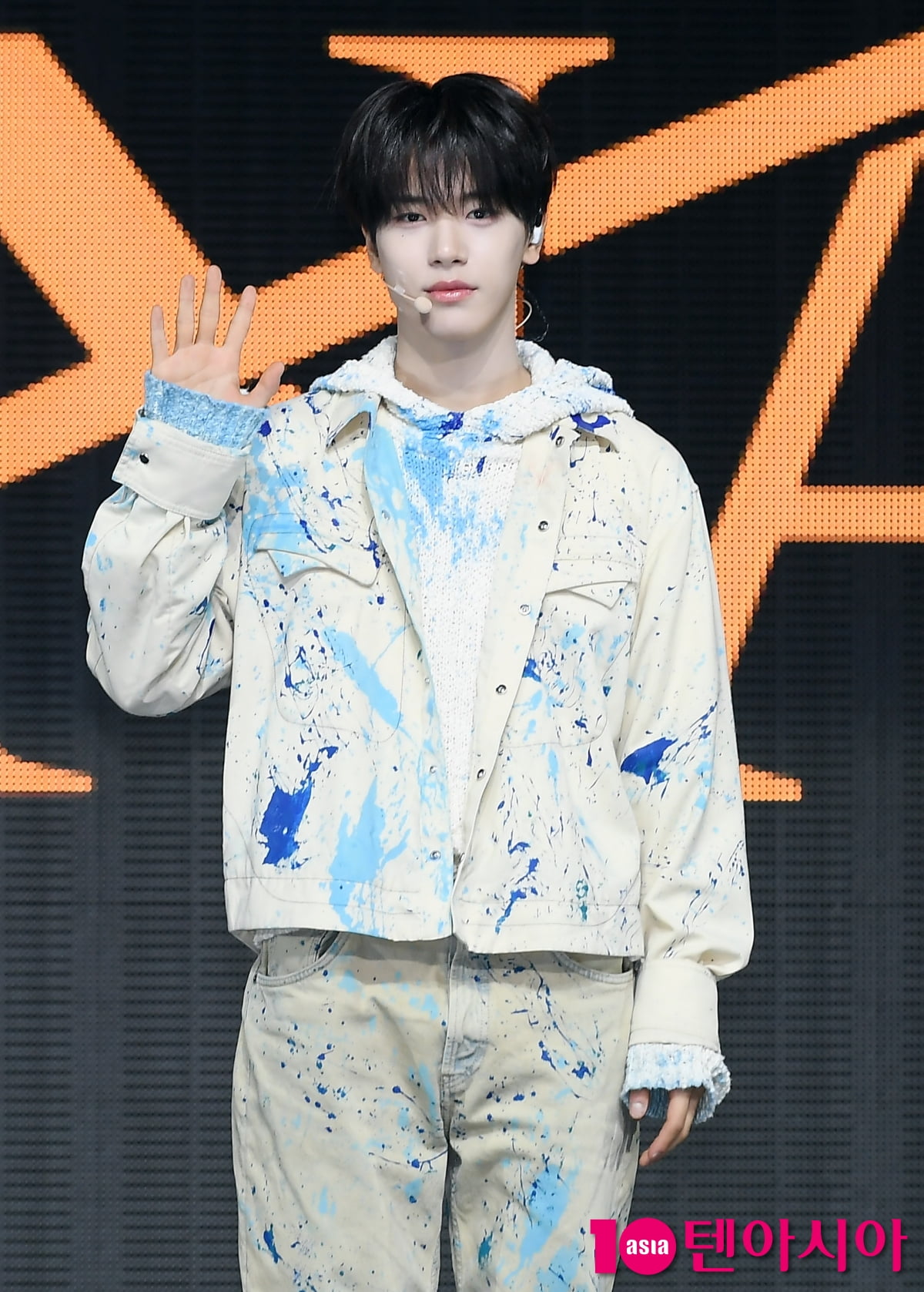 클로즈 유어 아이즈 송승호, 러블리한 하트[TEN포토+]