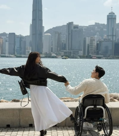 편견 이겨낸 박위♥송지은, 6개월째 깨볶는 중 "넘치도록 행복해"