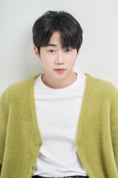 [공식] '국민 남동생' 박지빈, 염혜란 만난다…6년 만에 스크린 복귀 ('내이름은')