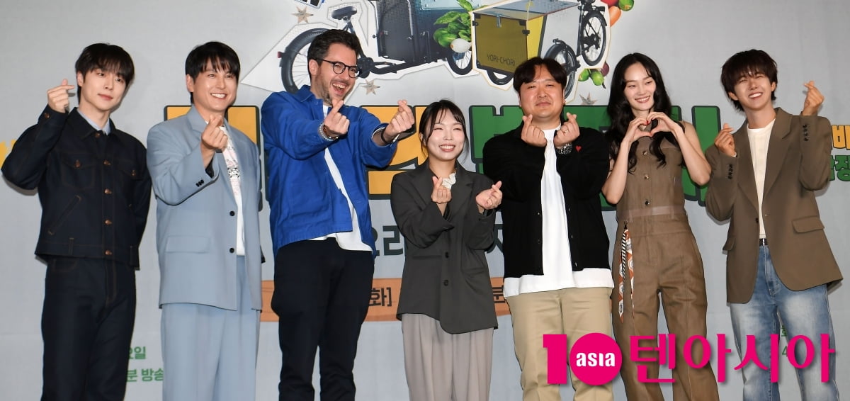 '길바닥 밥장사' 기대하세요[TEN포토+]