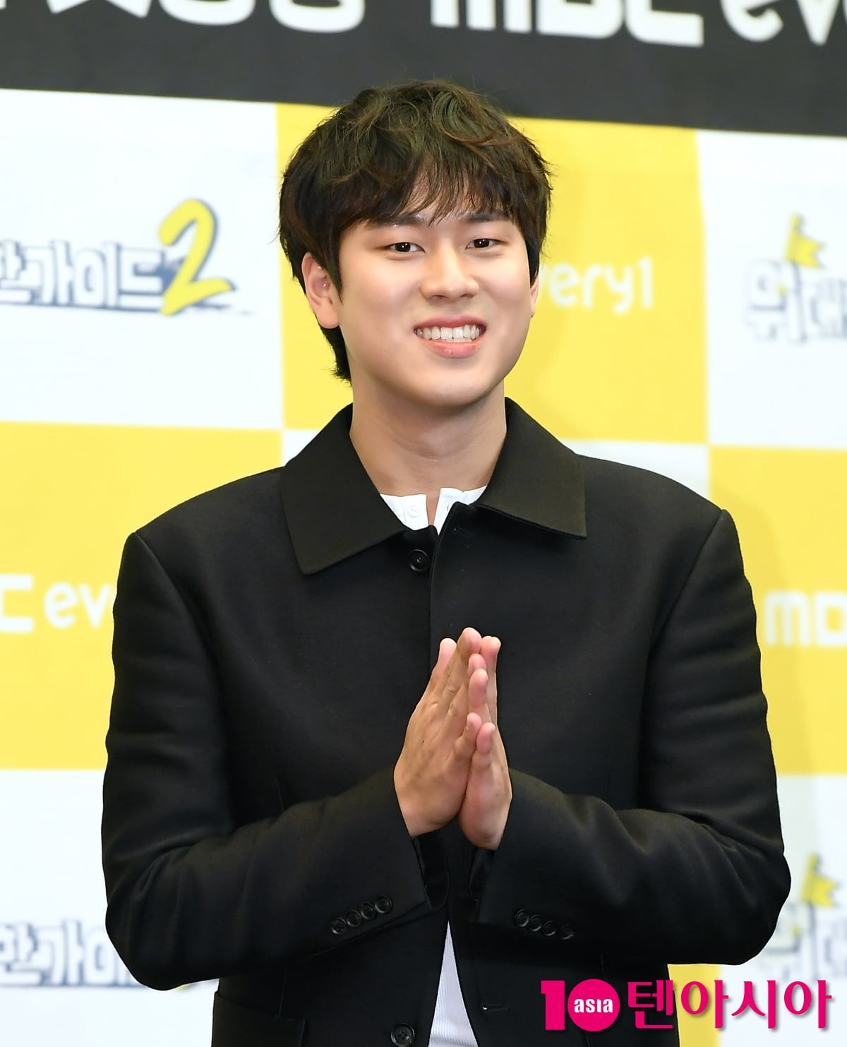 이무진, 러블리하게 첫 예능 도전[TEN포토+]