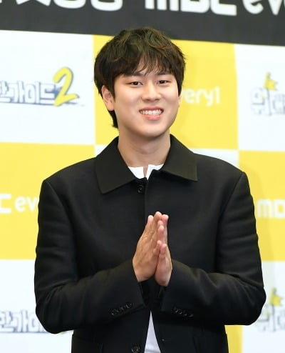'24세' 이무진 "박명수, 우리 아버지보다 나이 3살 많아…인간적으로 불편해" ('위대한 가이드2')