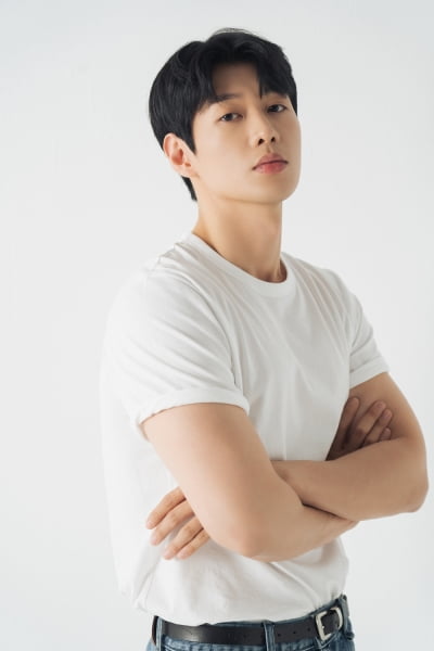 '학씨 아들' 문유강 "父 부상길 보니 말 예쁘게 안 나와"('폭싹') [일문일답]