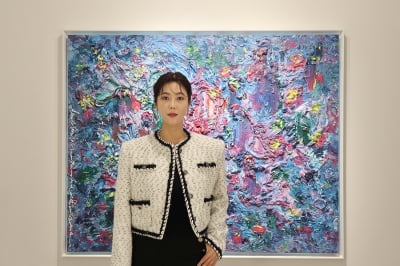 '화가' 솔비, 2년 만에 개인전 개최…신작 무려 '30여 점' 공개