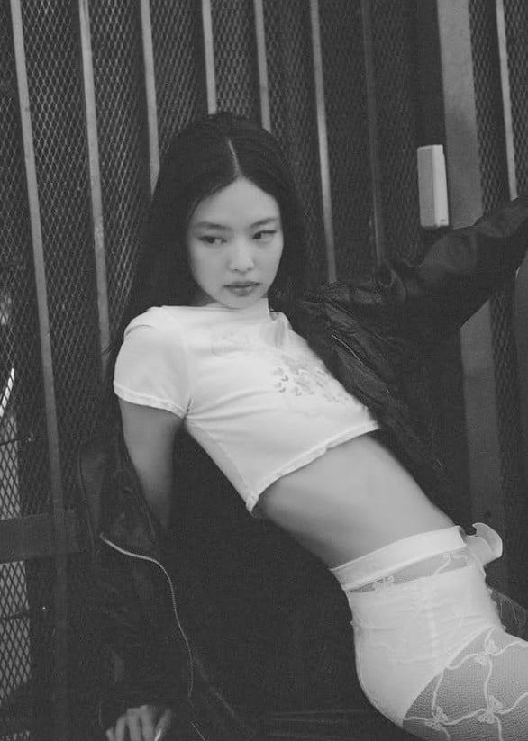 사진=제니 SNS